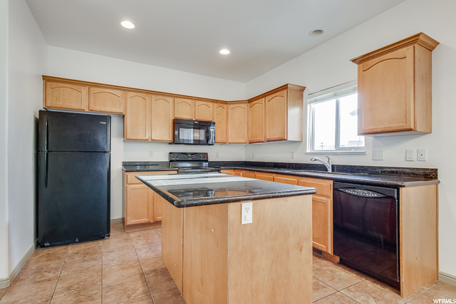 4815 E Kaylee Ct, Eagle Mountain, UT 84005 — photo 6