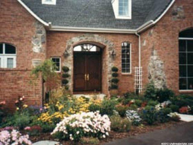 3356 Twin Peaks Dr, Layton, UT 84040 — photo 2