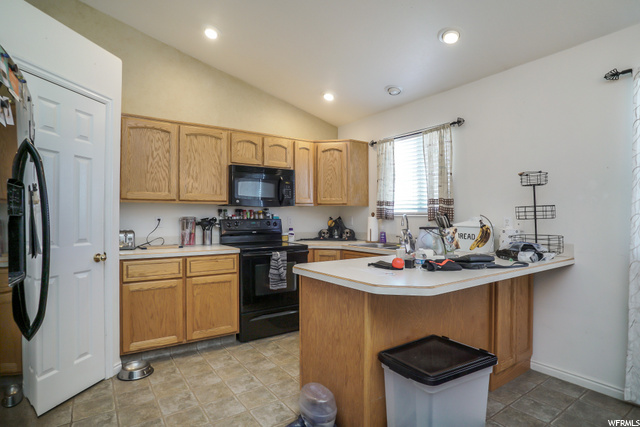 5886 S 3260 W, Roy, UT 84067 — photo 7