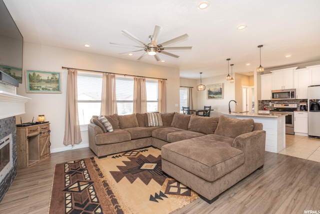 2544 W 2450 N, Clinton, UT 84015 — photo 3