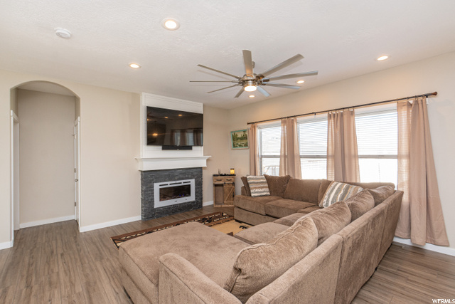 2544 W 2450 N, Clinton, UT 84015 — photo 4