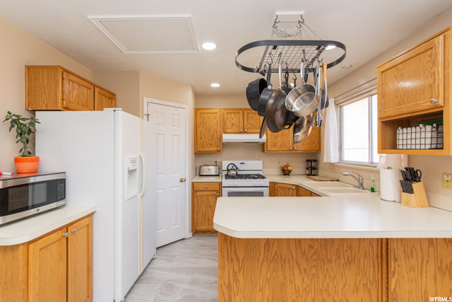 709 S Fox Run Dr E, Layton, UT 84041 — photo 12