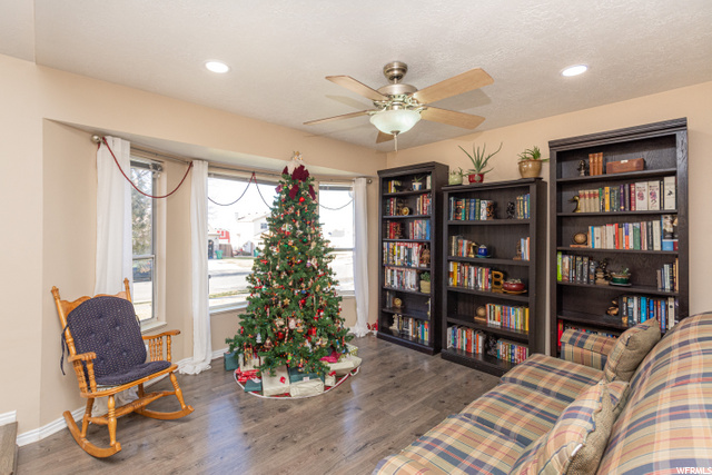 709 S Fox Run Dr E, Layton, UT 84041 — photo 4