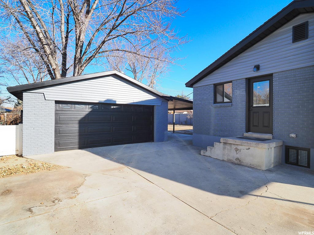 661 E Wyandotte Ave, Sandy, UT 84070 — photo 4
