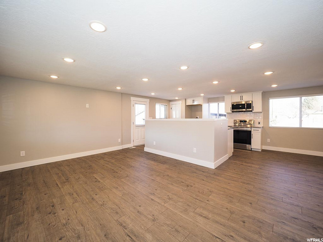 661 E Wyandotte Ave, Sandy, UT 84070 — photo 6