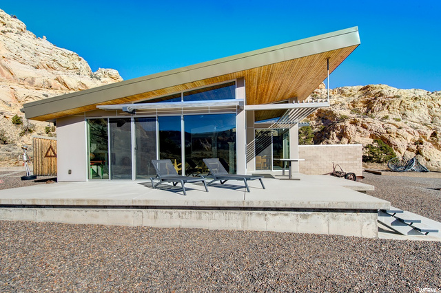 3065 E Fish Creek Rd, Teasdale, UT 84773 — photo 6