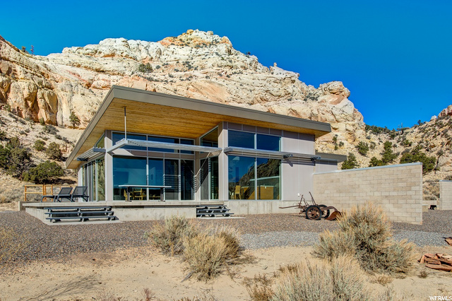 3065 E Fish Creek Rd, Teasdale, UT 84773 — photo 4