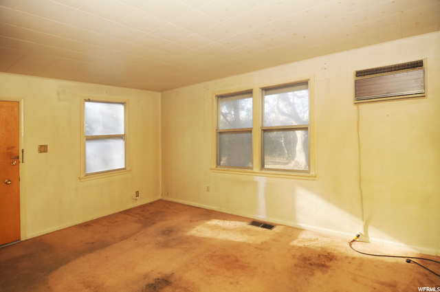3829 Grandview Dr, Ogden, UT 84403 — photo 9