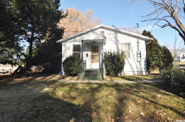 3829 Grandview Dr, Ogden, UT 84403 — photo 2