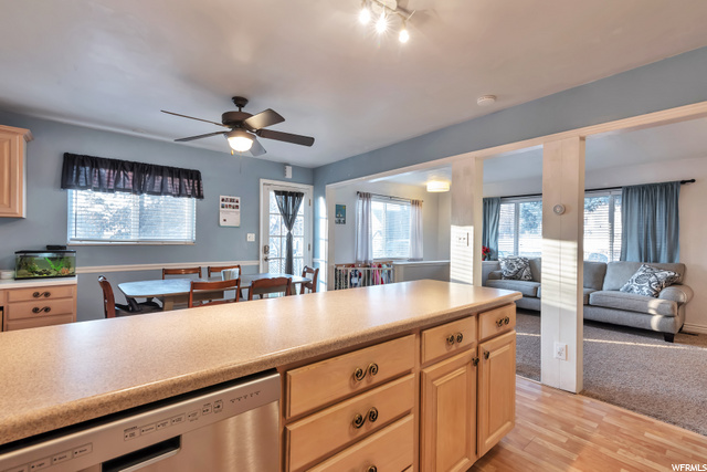 594 E 400 N, Lindon, UT 84042 — photo 11