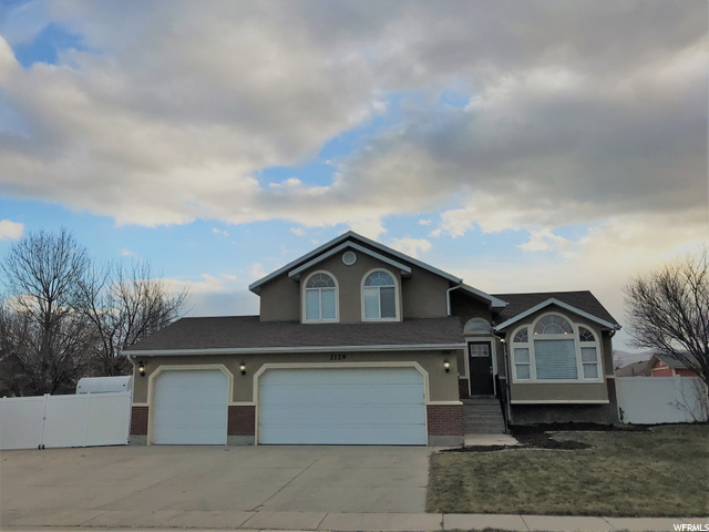 2129 W Golden Valley Dr, Riverton, UT 84065