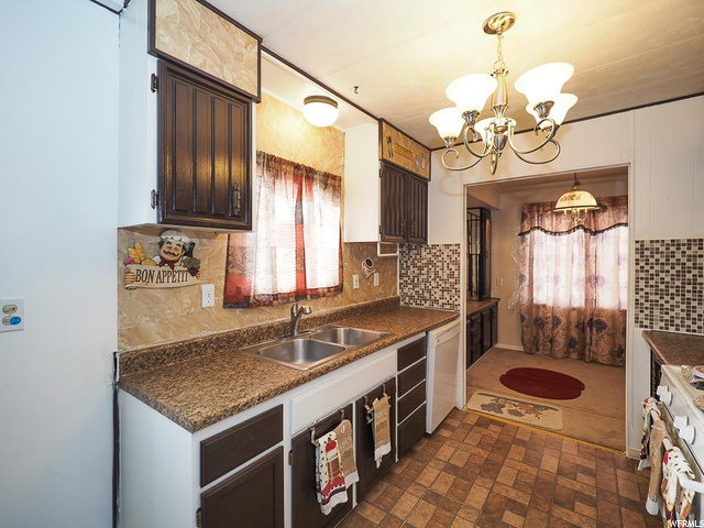 3930 S 1915 W, Roy, UT 84067 — photo 12
