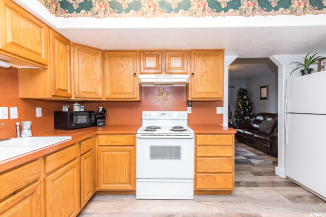 522 W 350 N, Tremonton, UT 84337 — photo 7