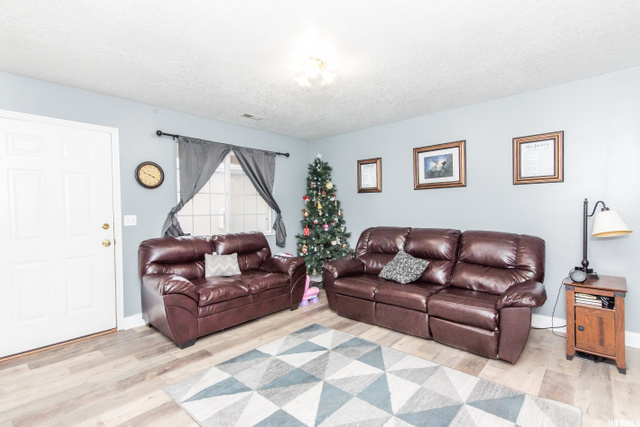 522 W 350 N, Tremonton, UT 84337 — photo 3