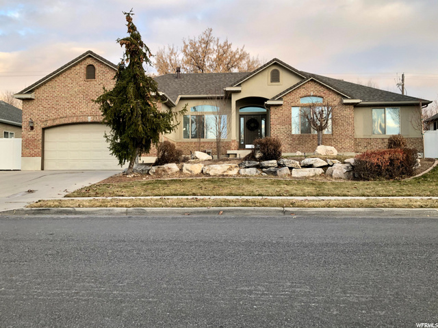 935 S 150 E, Kaysville, UT 84037 — photo 2