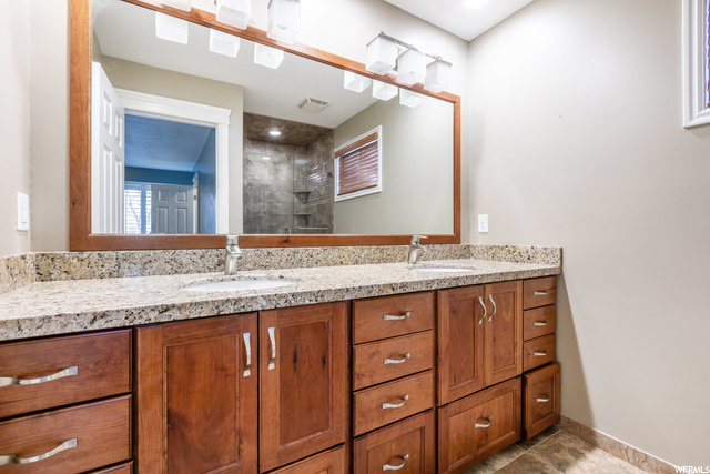 420 E Center St, Centerville, UT 84014 — photo 11