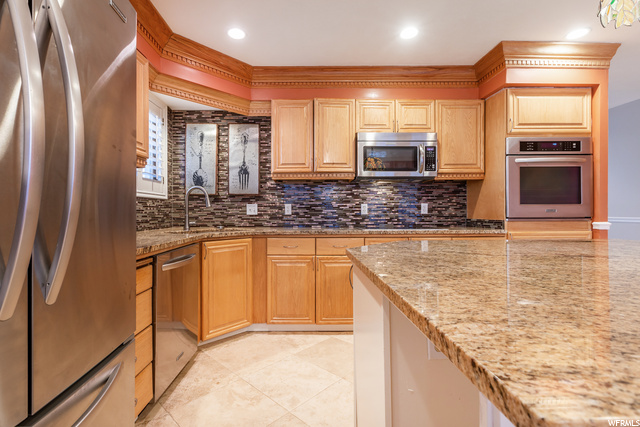 420 E Center St, Centerville, UT 84014 — photo 8