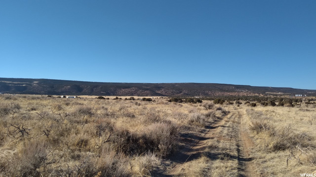 #20, Roosevelt, UT 84066 — photo 11
