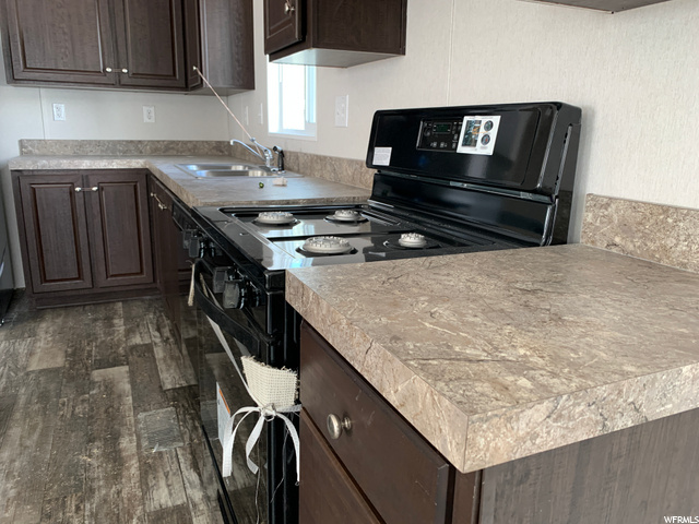 216 Engstrom Way, Layton, UT 84041 — photo 8