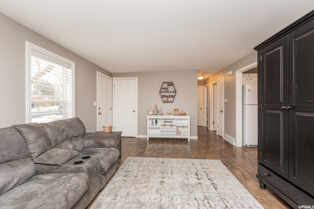 9822 S 570 E, Sandy, UT 84070 — photo 4