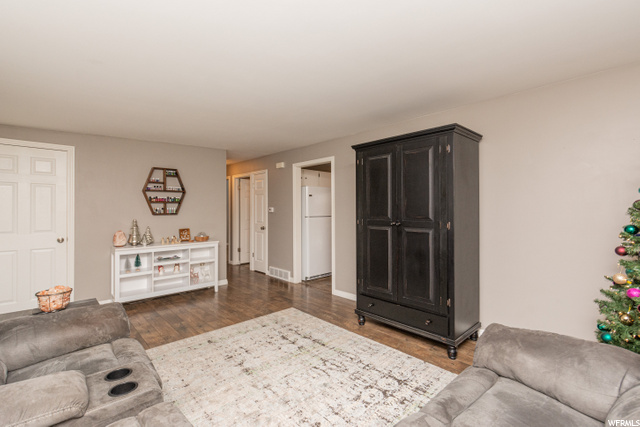 9822 S 570 E, Sandy, UT 84070 — photo 5