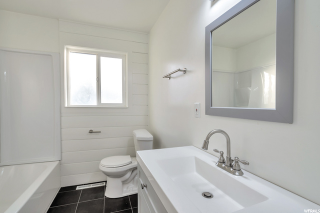2060 W 3775 S, Roy, UT 84067 — photo 7