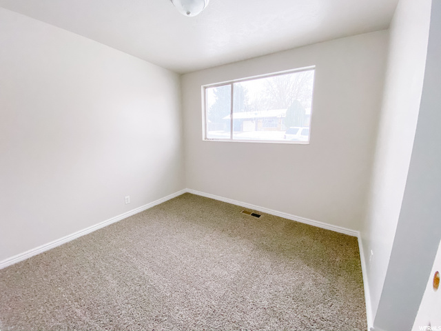 196 W 1550 N, Sunset, UT 84015 — photo 11