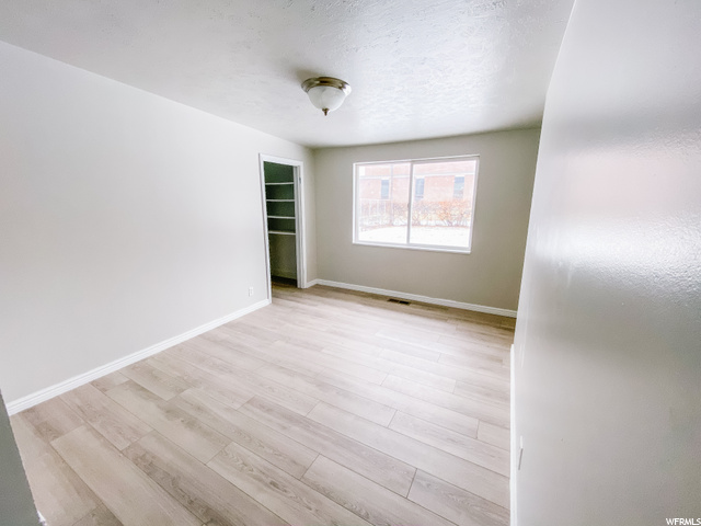 196 W 1550 N, Sunset, UT 84015 — photo 9
