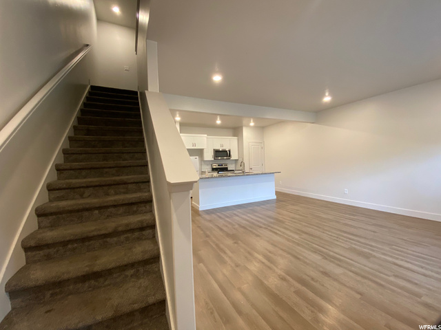 387 S 1540 E, Hyrum, UT 84319 — photo 3