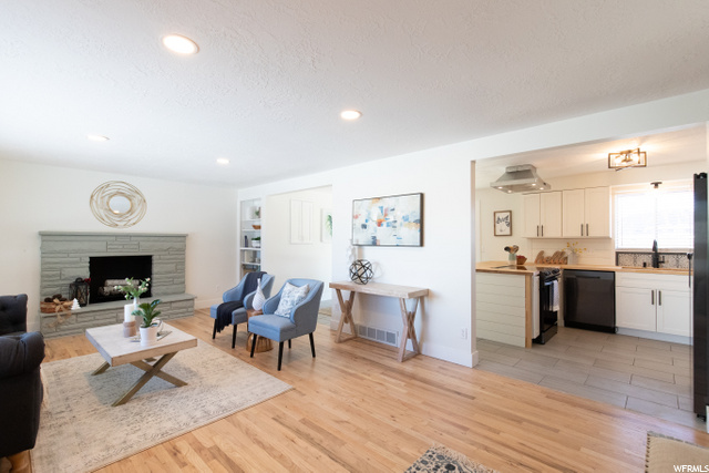 1179 S 1075 E, Clearfield, UT 84015 — photo 3