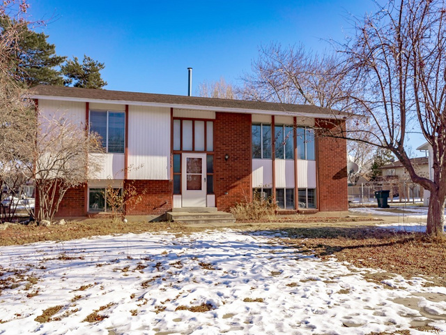 1118 N 575 W, Clinton, UT 84015 — photo 2