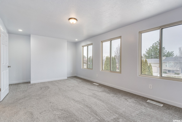 767 S 300 E, Layton, UT 84041 — photo 10