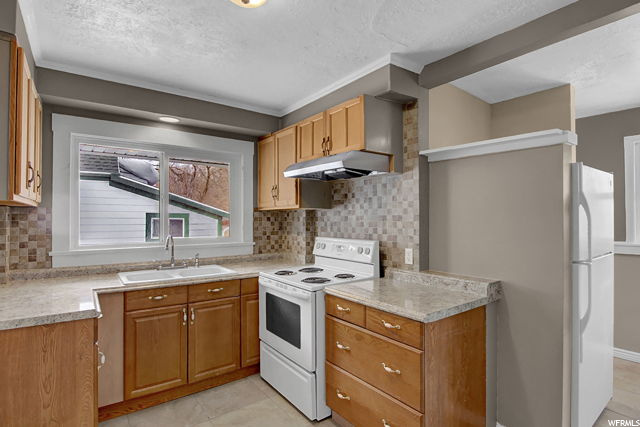 2823 S Monroe Blvd E, Ogden, UT 84403 — photo 7