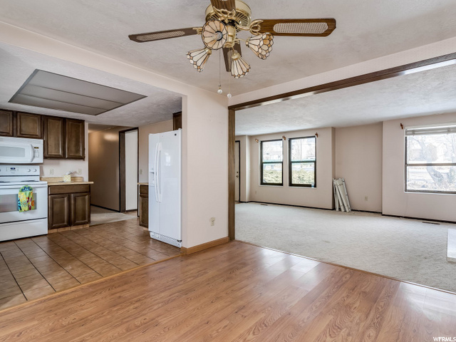 488 S Main St, Willard, UT 84340 — photo 9
