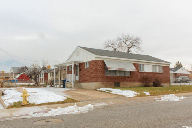 4762 S 100 E, Washington Terrace, UT 84405 — photo 2