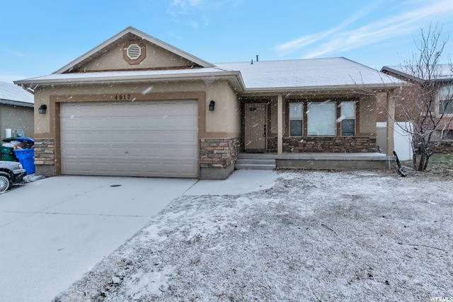 4917 W Berry Creek Dr, Riverton, UT 84096