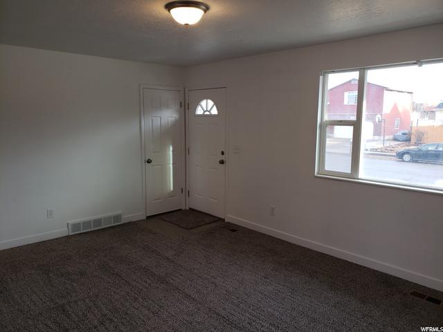 944 S 200 E, Layton, UT 84041 — photo 7