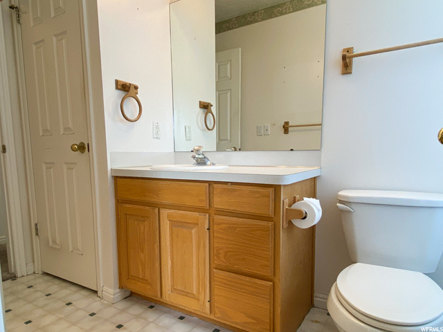 5298 S 2690 W, Roy, UT 84067 — photo 9