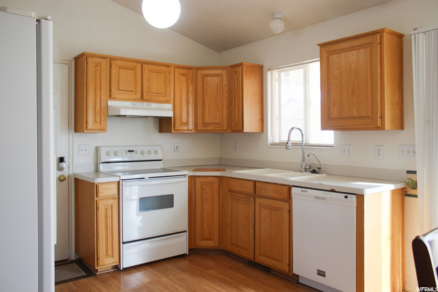 5298 S 2690 W, Roy, UT 84067 — photo 5