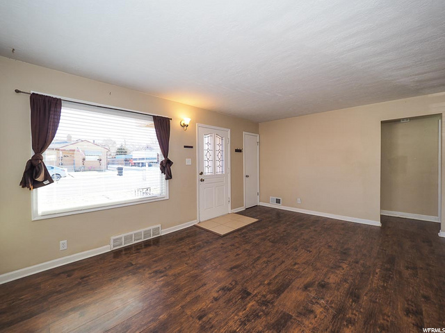 1697 N 300 W, Sunset, UT 84015 — photo 7