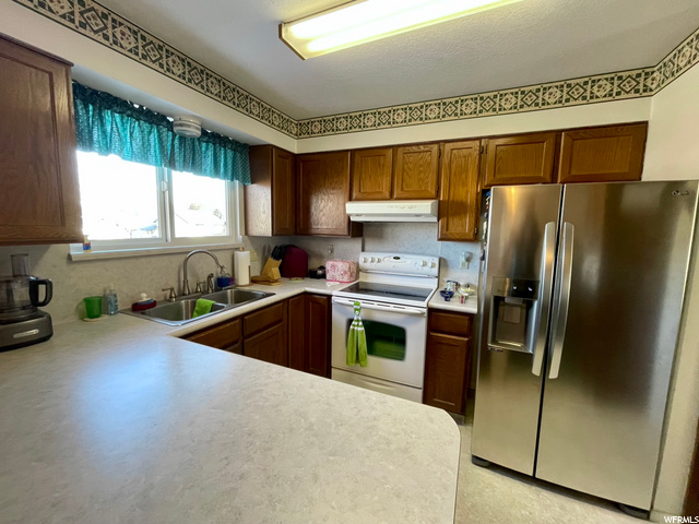 2896 W 5825 S, Roy, UT 84067 — photo 5