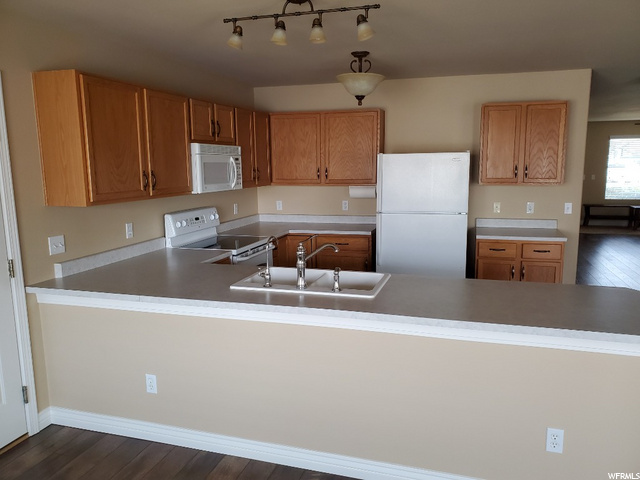 1850 S 875 E, Clearfield, UT 84015 — photo 11