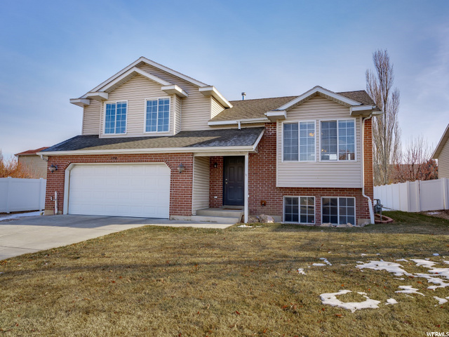 1558 N 2475 W, Clinton, UT 84015 — photo 2