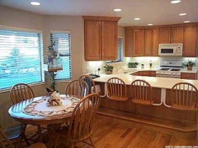 990 Chelsea Dr, Bountiful, UT 84010 — photo 4