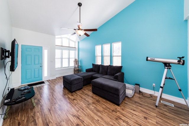 303 N Ridgecrest Dr E, Hyrum, UT 84319 — photo 10
