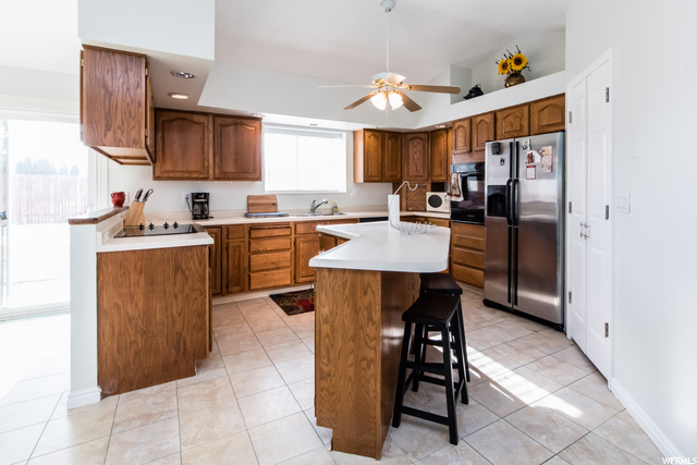 303 N Ridgecrest Dr E, Hyrum, UT 84319 — photo 2