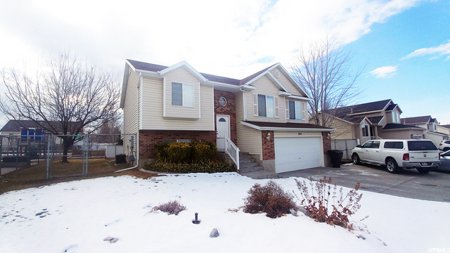 847 W 1350 N, Clinton, UT 84015 — photo 2