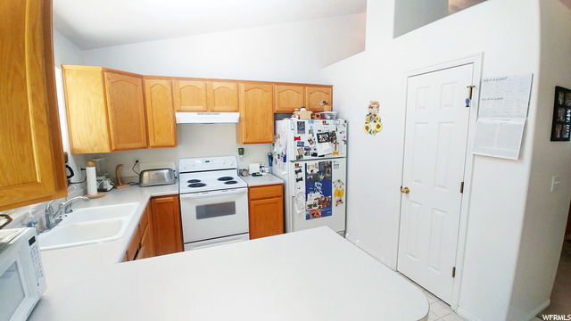 847 W 1350 N, Clinton, UT 84015 — photo 8