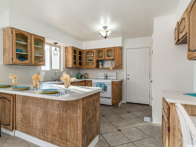 2995 W 4325 S, Roy, UT 84067 — photo 8