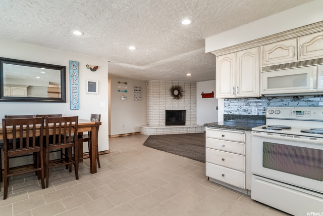 3930 S 5900 W, Hooper, UT 84315 — photo 9